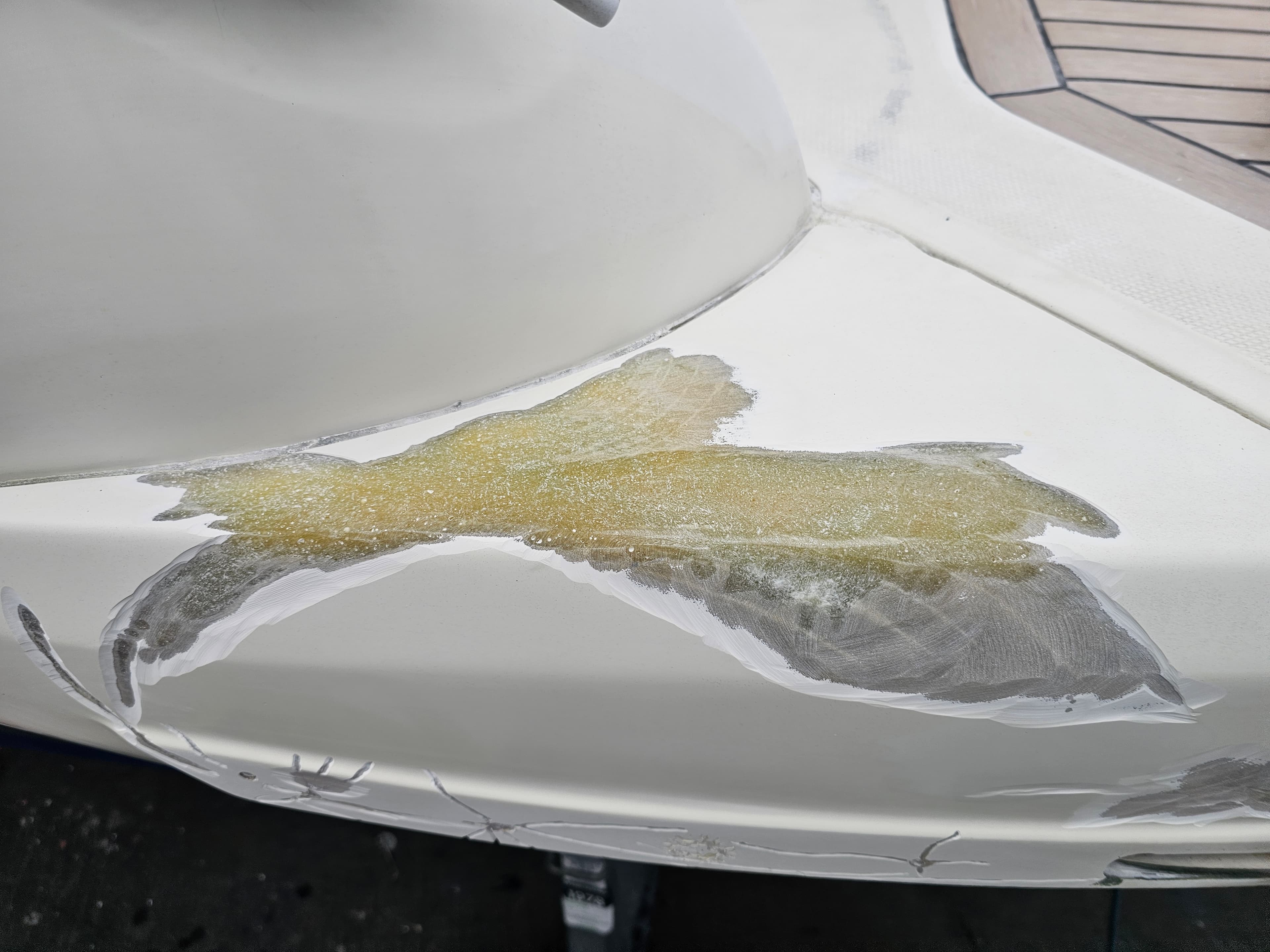 Gelcoat repair to damaged bathing platform